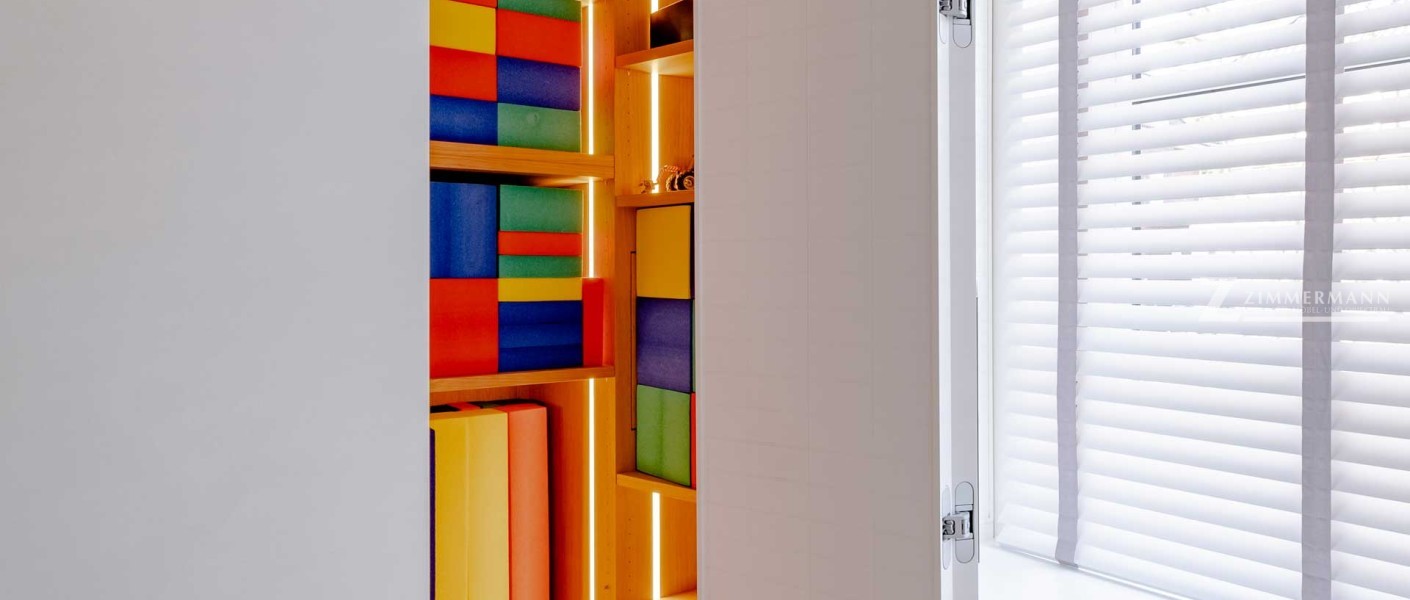 tischlerei-zimmermann-flur-schrank-regale-schublade