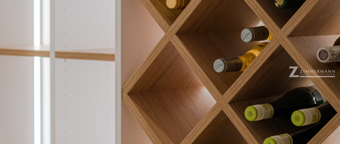 tischlerei-zimmermann-harmstorf-wandregale-organisation-weinschrank