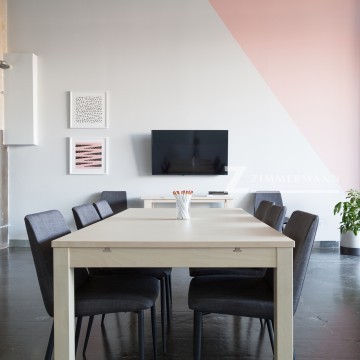 tischlerei-zimmermann-konferenzraum-agentur-moebelbau-bremen