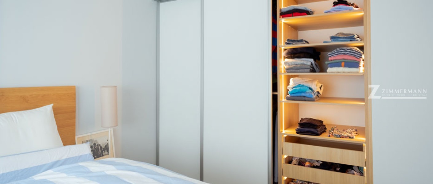 tischlerei-zimmermann-schlafzimmer-einrichtung-schrank-schrankbeleuchtung-2