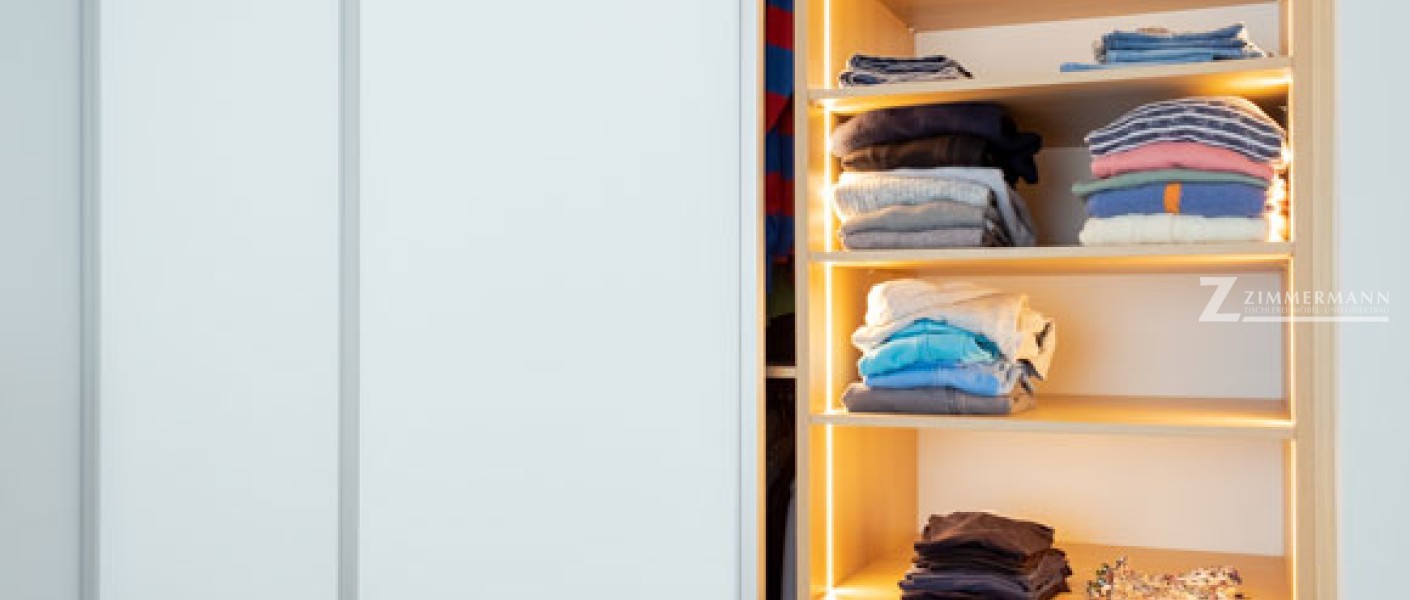 tischlerei-zimmermann-schlafzimmer-einrichtung-schrank-schrankbeleuchtung-3