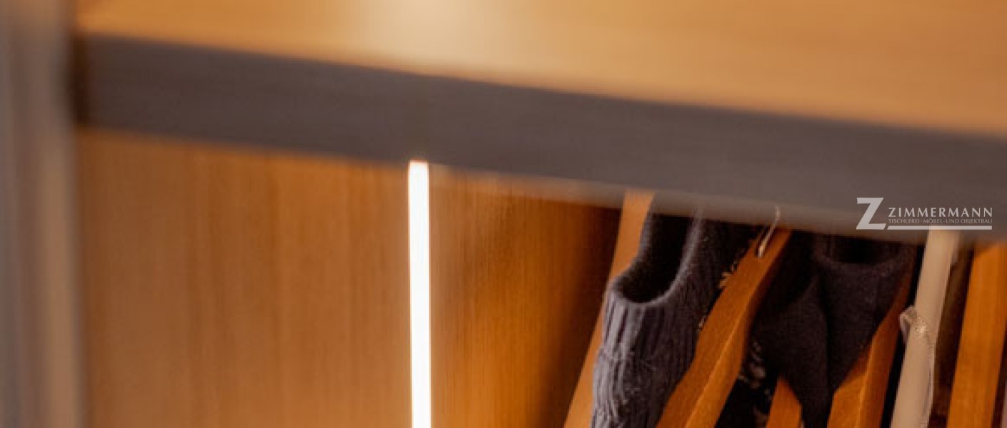 tischlerei-zimmermann-schlafzimmer-einrichtung-schrank-schrankbeleuchtung-innen