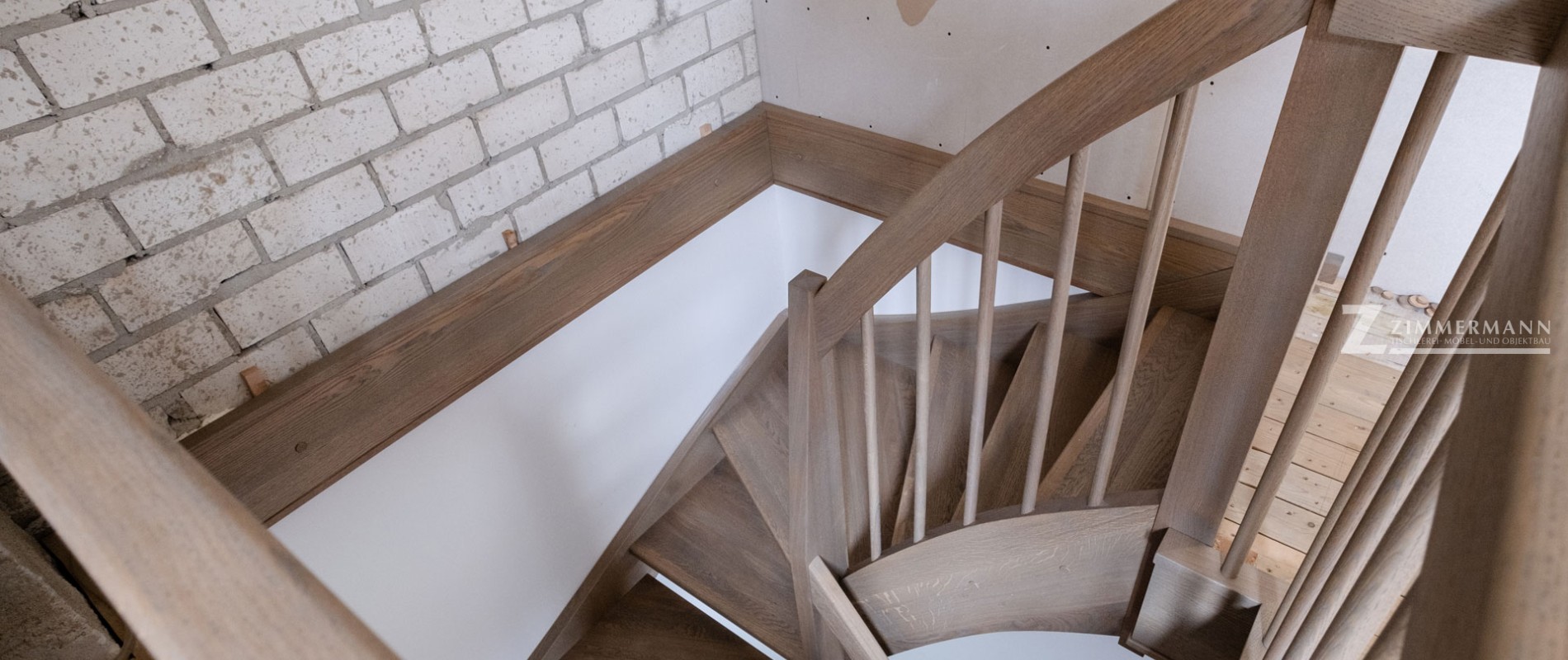 tischlerei-zimmermann-treppe-schwenktreppe-holz