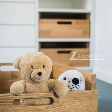 tischlerei-zimmermann-kinderzimmerschrank-holz-schublade
